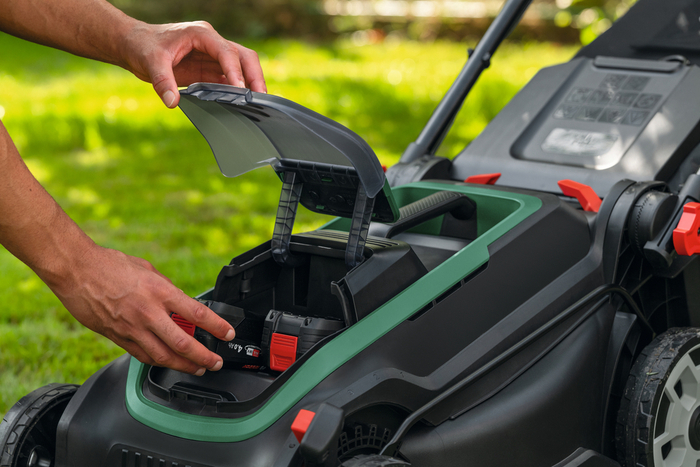 Bosch Rotak 18V-43 akku plæneklipper